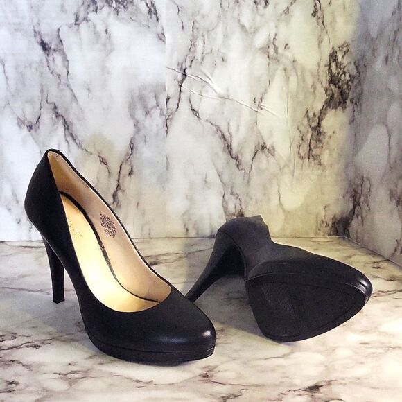 Nine West Rocha black leather almond toe slip on platform heels 8M - Picture 6 of 17